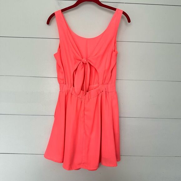 Material Girl Women’s Small Coral Open Back Romper Dress - Picture 2 of 5